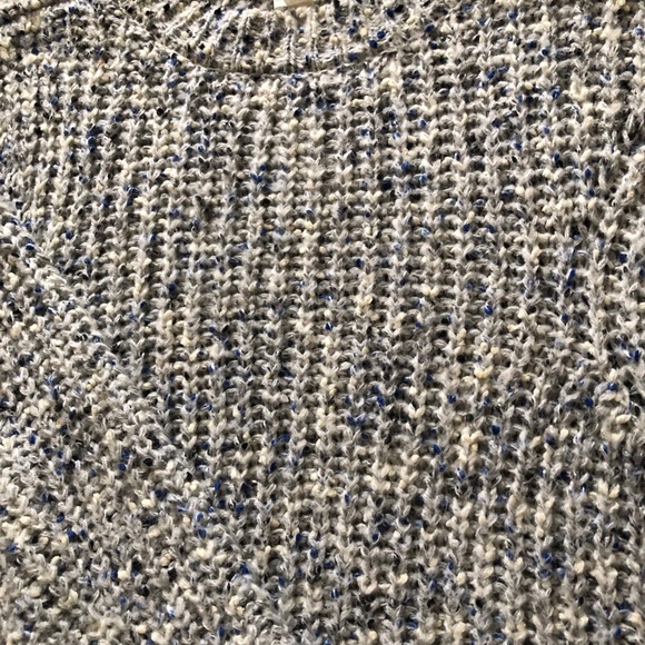 Cozy Knit Sweater - Picture 3 of 4